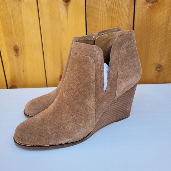 LUCKY BRAND SUEDE ANKLE WEDGE BOOTIES SZ 10 - Picture 1 of 16